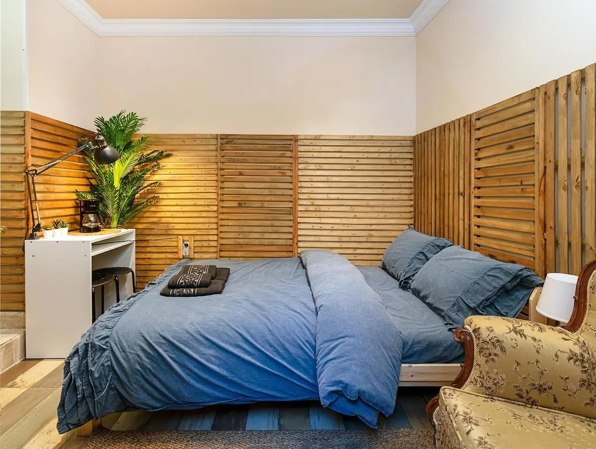 3Min To The Historical Elevator,Quiet And Peaceful Apartment Izmir